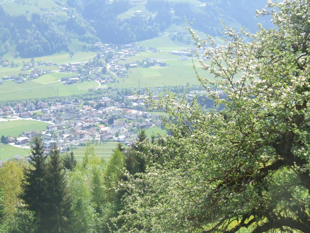 Ferienwohnung Lehenhof Ried im Zillertal Room photo